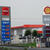 埼玉県深谷市国道１４０号線ではガソリン価格差７円が並列する（16日）