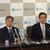 会見に臨んだ松永新事務次官（右）と望月前事務次官