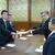 国会内で民主党の城島幹事長代理㊧に要望する金城理事長と河本副会長㊨