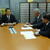 民主党石油流通問題懇の大畠会長㊧に支援を求める関会長と河本副会長