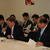 脱石油政策の見直しを訴えた（河本副会長・専務理事・左、根本副会長・右）