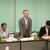 改正省令の運用指針を説明する鈴木室長（中央）