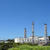 Ａ重油を原燃料とする東京電力・大島内燃力発電所。島内の移動手段を含め、石油製品はまさしく必需品だ