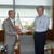 県に要望書を提出した（村上理事長㊧と福田県知事）