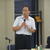 　全国一の住宅侵入盗防止のため、組合に協力を求める県警の平山昇警部（県石油会館で）