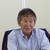 厳しい見通しを話す三角理事長