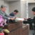 知事表彰を授与される受賞者(県石油会館)