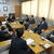 椿原町長（正面）らと災害対応について懇談する石協役員（右列）