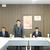 コンタミ事故問題への対応に言及する内芝委員長（左から２人目）