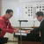 表彰状を受ける岩崎哲夫さん（チューモク社員・ＪＸＴＧ系＝左）