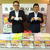 抽選を行う中村委員長（右）と池上勝彦副委員長