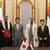 合意文書に署名した㊧からジャーベル大臣、安倍首相、ムハンマド皇太子、牧原副大臣