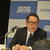 記者の質問に答える豊田自工会会長