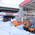 フィールドの除雪作業に追われた（六日町石油センター）