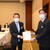 永井課長㊨に価格抑制事業の再周知を要請した森会長