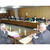 加藤副会長（右端手前から２人目）の講演を聞く佐賀石商理事